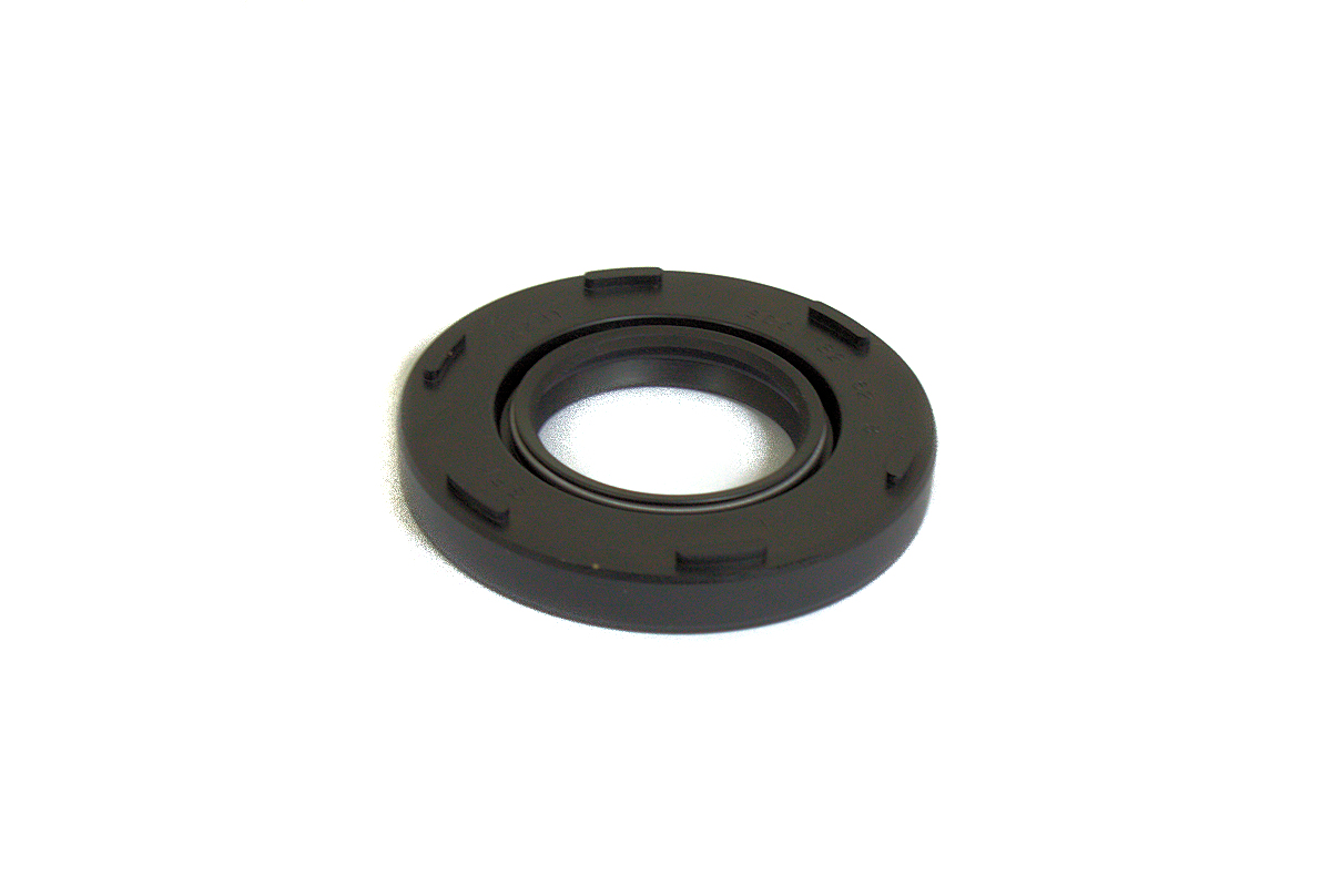 Suzuki GT550 Crankshaft Seal RH