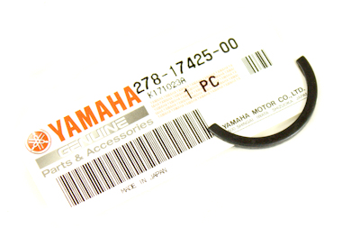 Yamaha RD400 Gearbox Bearing Clip Number 18