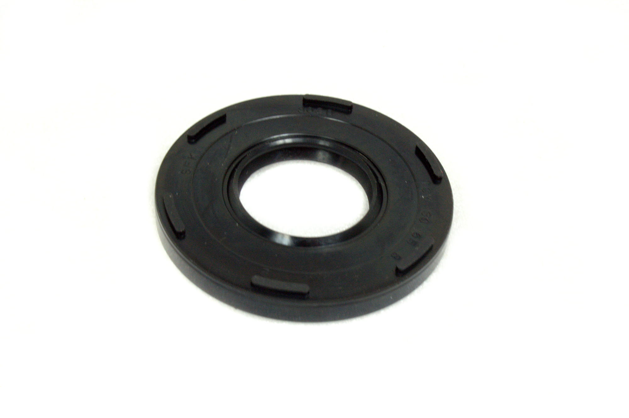 Suzuki GT500 Centre Crankshaft Oil Seal